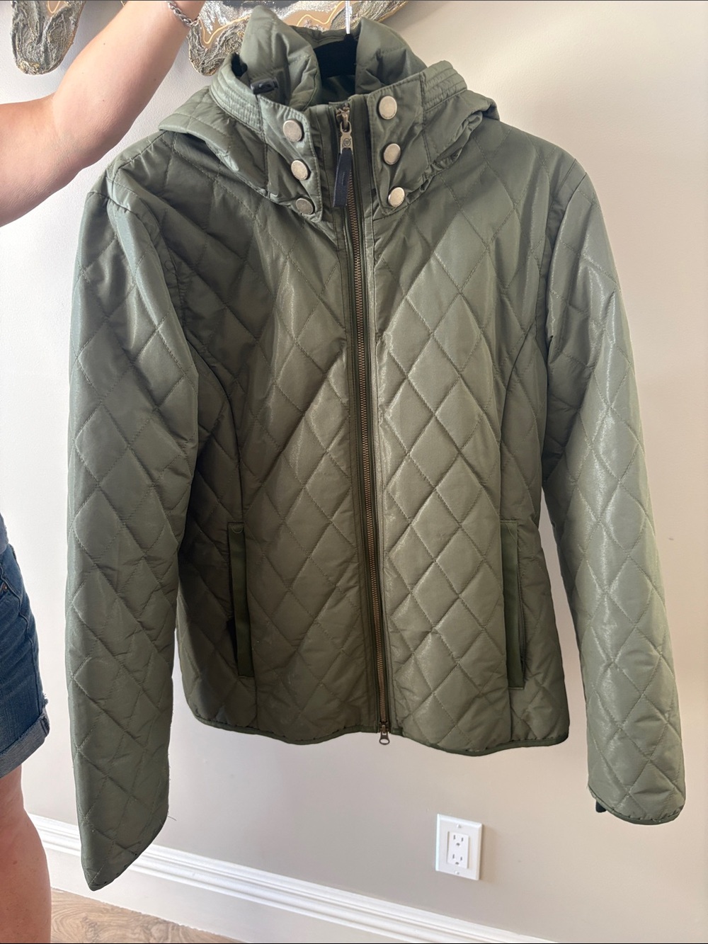 Obermeyer Quilted Hooded Puffer Jacket in Olive